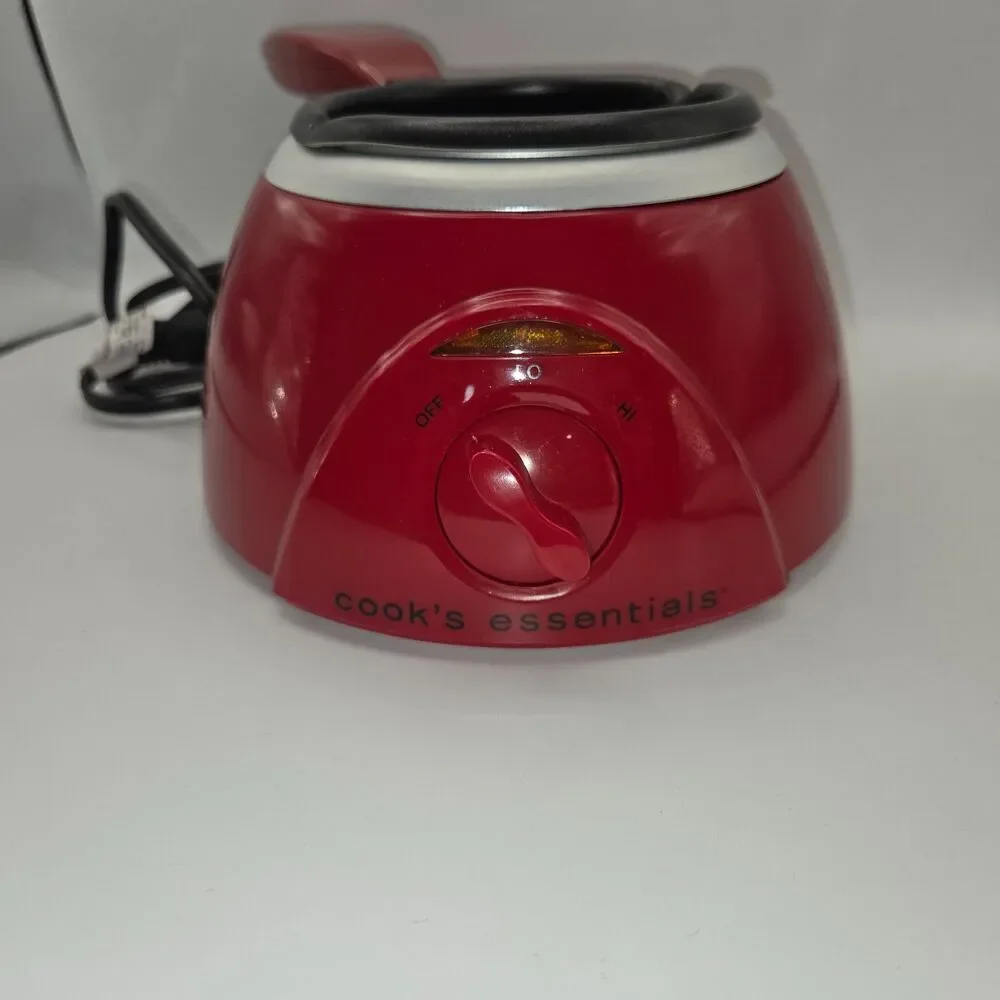 Cook's Essentials Red Chocolate Treat Maker with Molds Model CECM1 CECM1R